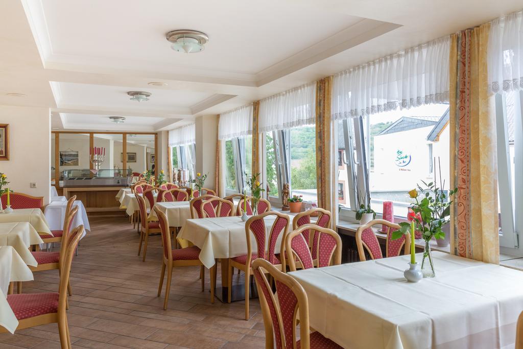 Eifel Hotel Schneider Am Maar Gmbh Schalkenmehren Luaran gambar